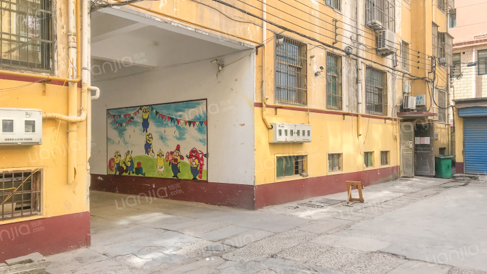 薇方小区外景图