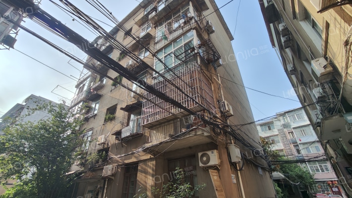 轻工设计院宿舍外景图