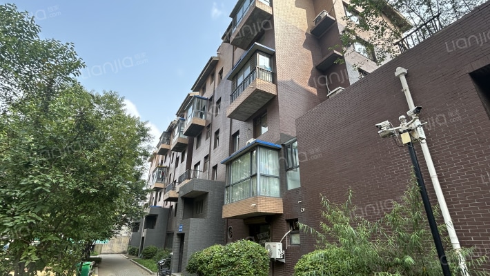 天缘水晶恋城外景图