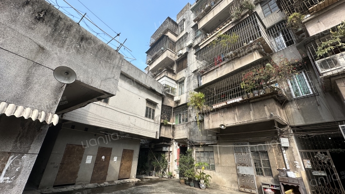  南方五金总厂家属宿舍外景图