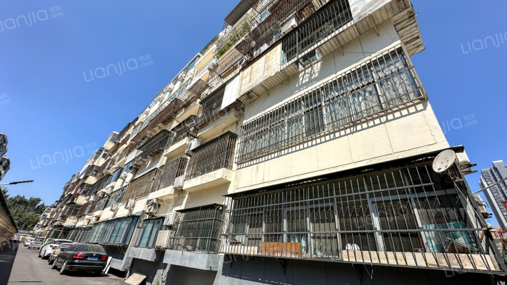 郝庄巷国税局38号外景图