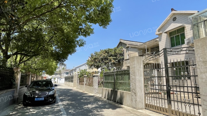 东台市气象局宿舍外景图