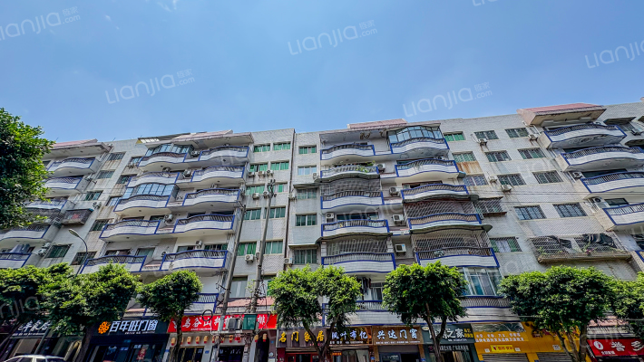 皮鞋城二路212号外景图