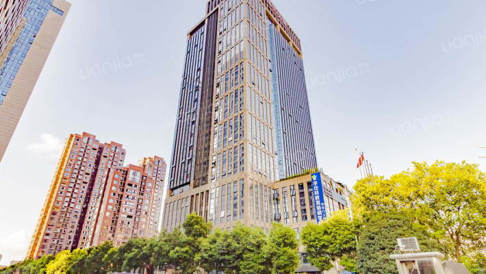 隆兴大厦外景图