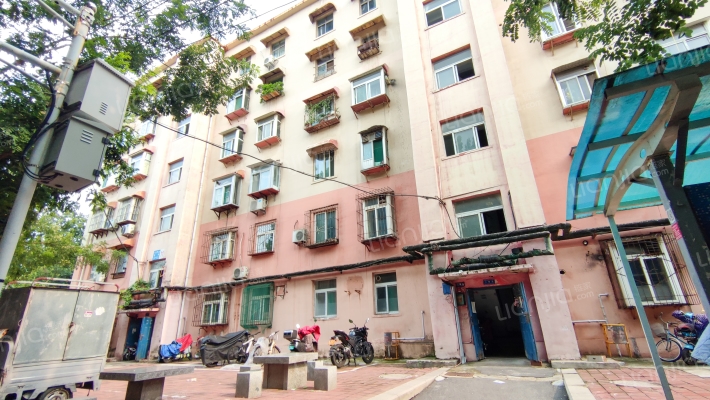 七里山北村外景图