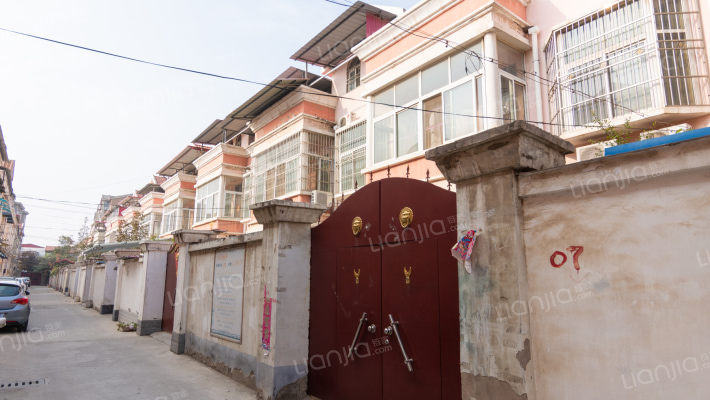 雅阁小区外景图