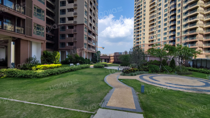 源东云锦外景图