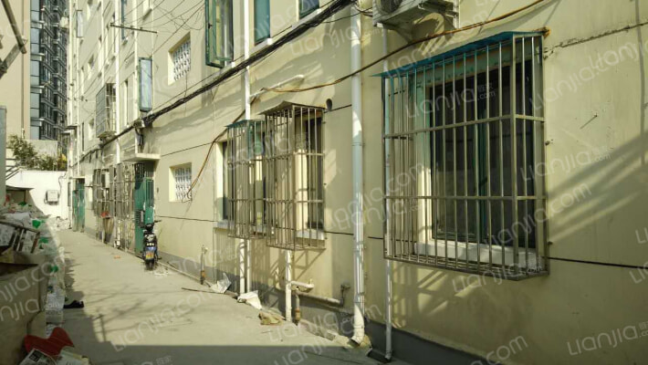 万航渡后路85号外景图