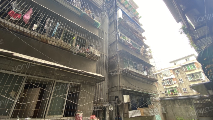 正中街126号外景图