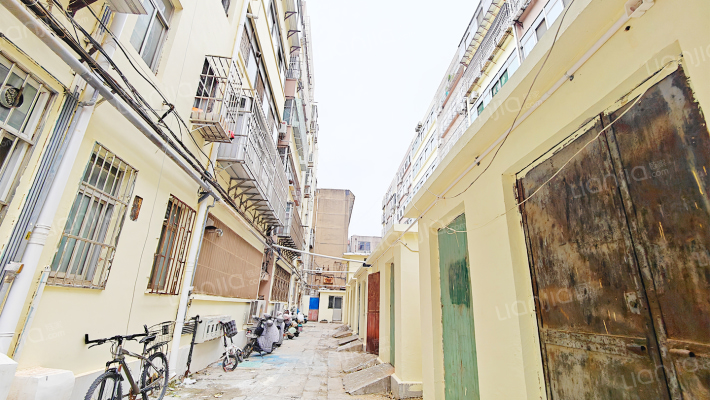 广厦集团单位宿舍外景图