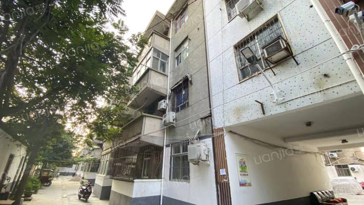 二高家属院外景图