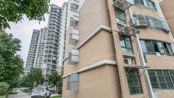 仁泰花园外景图