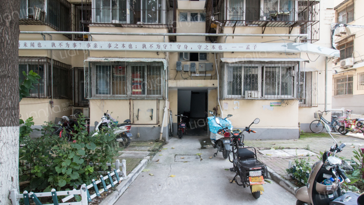 铁刹小区外景图