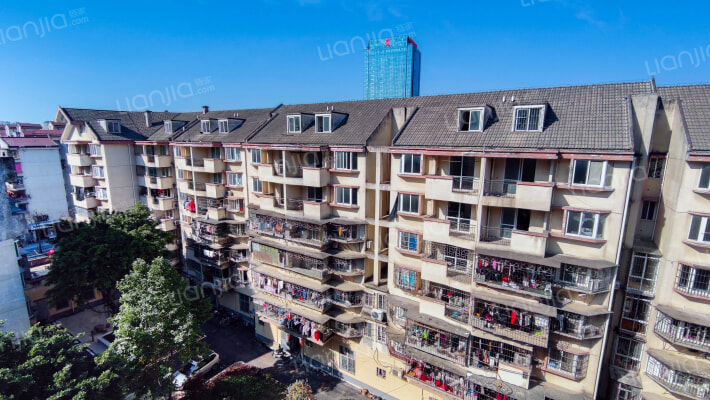 鳌峰小区中西新村外景图