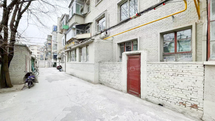 市规划局宿舍外景图