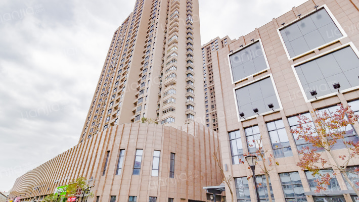 兴业国际广场外景图