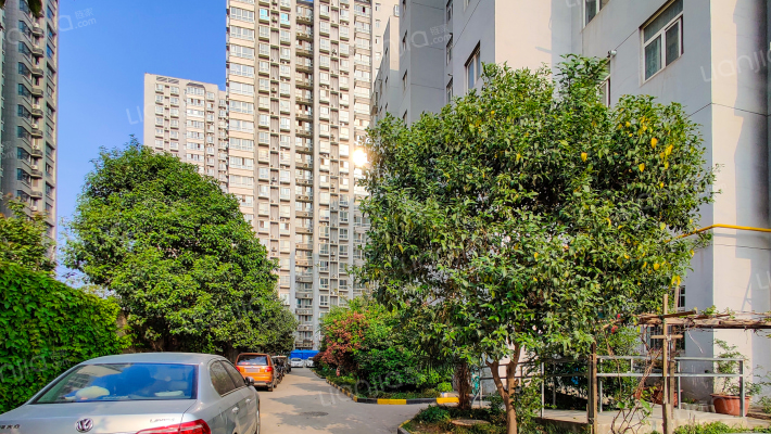 新安仁坊小区外景图