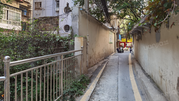 黔灵西路8号外景图