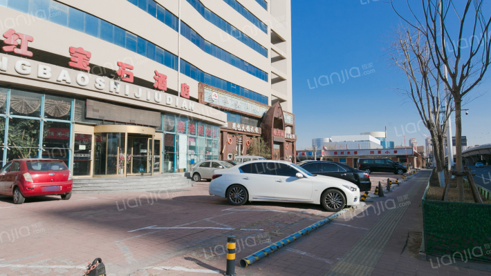 红宝石酒店外景图