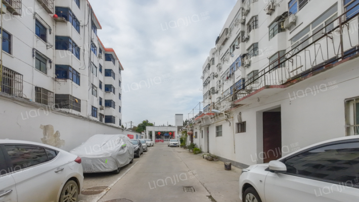 国税局宿舍外景图