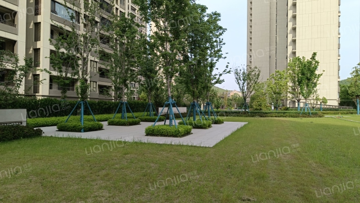金地格林世界三期都会时代外景图