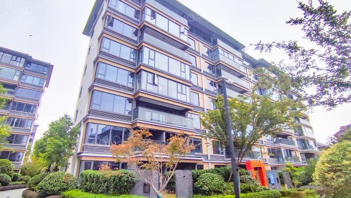 金地鸣庐府外景图