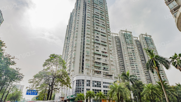 越和商城外景图