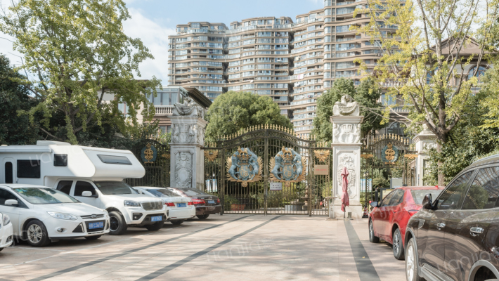 紫金凰庭外景图