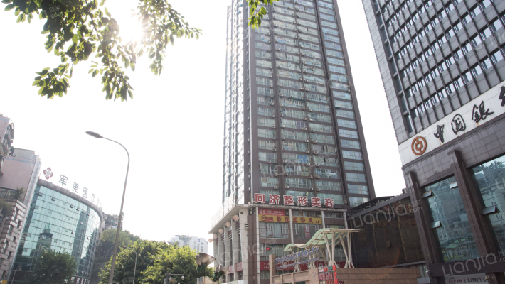 水晶石国际公寓外景图