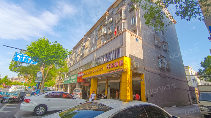 東方新天地外景图