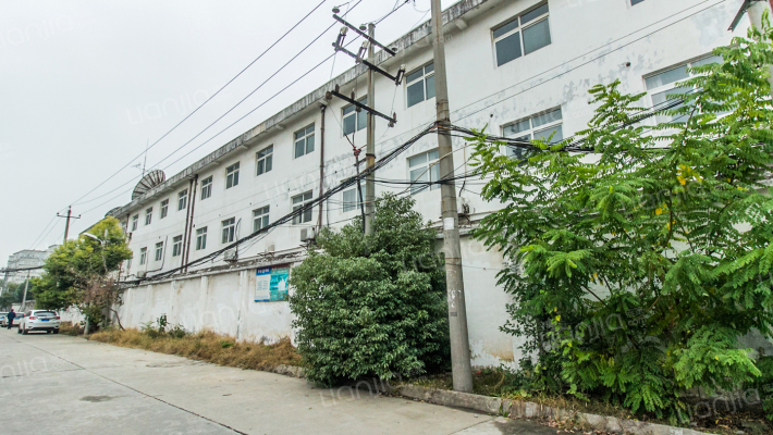 神龙公司襄阳专家公寓外景图