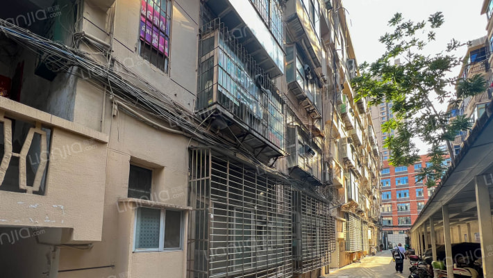 21中家属院外景图