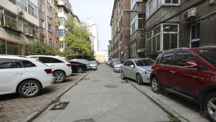 山医大一院宿舍外景图