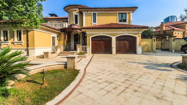 庭院别墅小区外景图