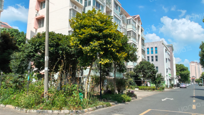 玉莲新村外景图