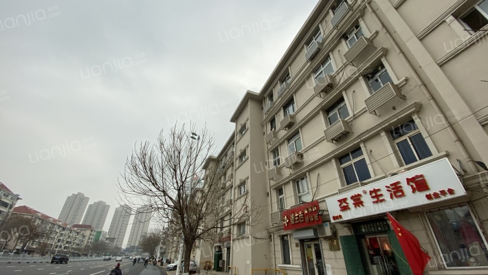 律纬路37外景图