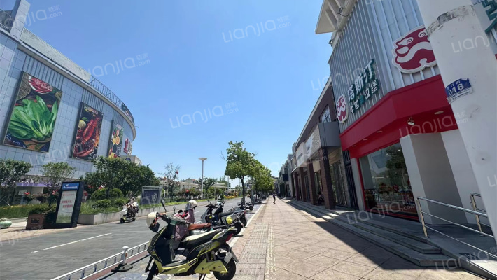 鼓楼路步行街外景图