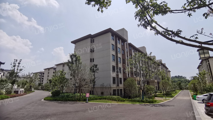 鄂旅投·耕读小镇外景图