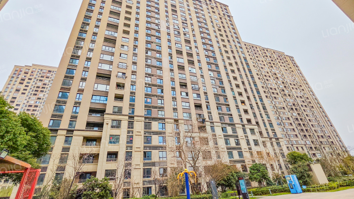 孔雀城学府澜湾外景图