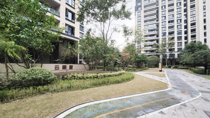 望江府云景里外景图