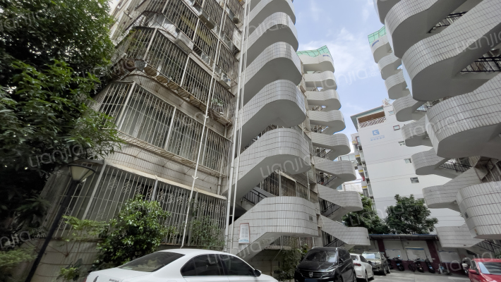 广西美术出版社宿舍外景图
