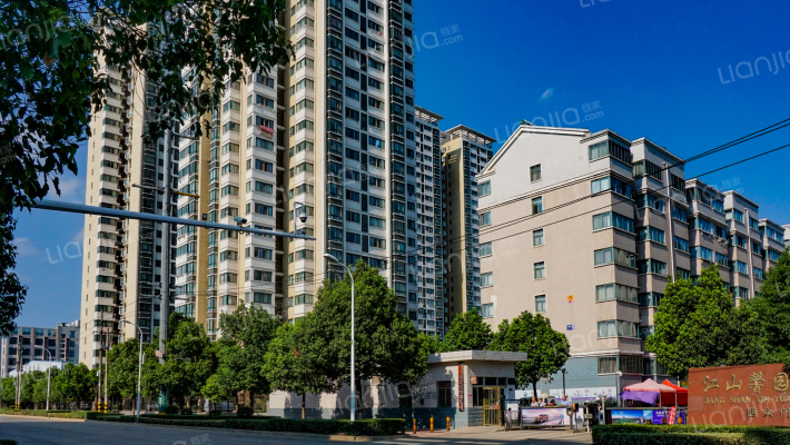 江山馨园小区外景图