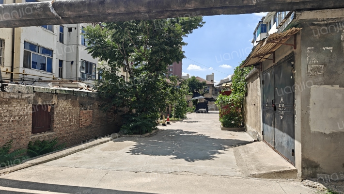 三里沟顺河街8号外景图