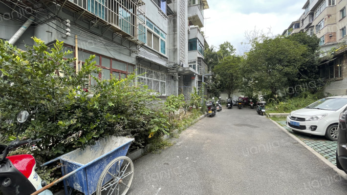 小河长江路232号外景图