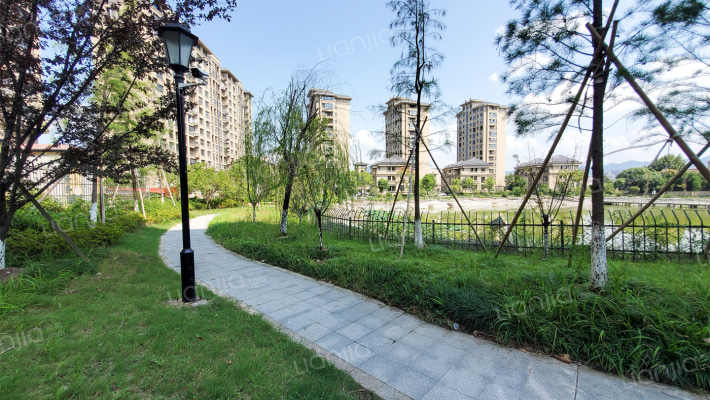 横店新天地御园外景图