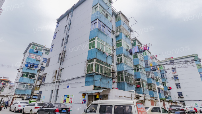 红光新村外景图