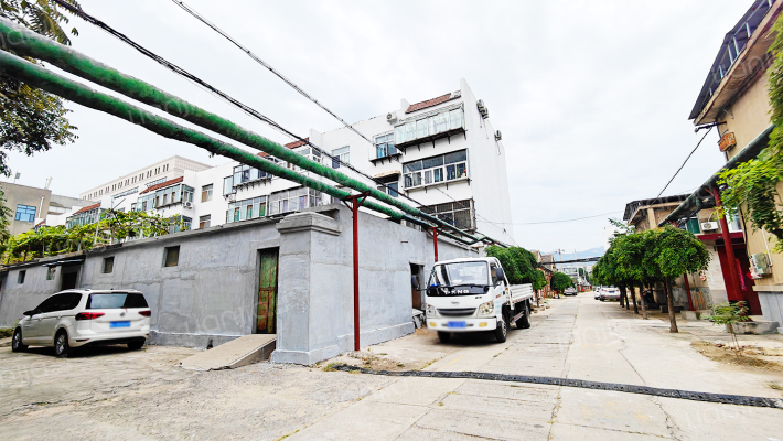 农机局宿舍外景图