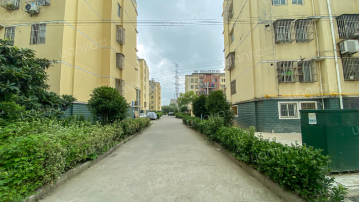 春江花苑五区外景图