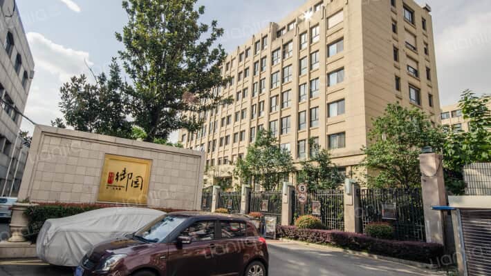 城开御园外景图