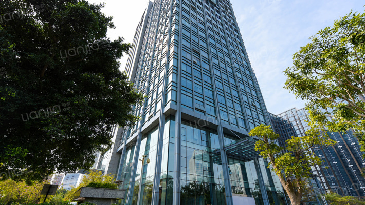 海富中心外景图